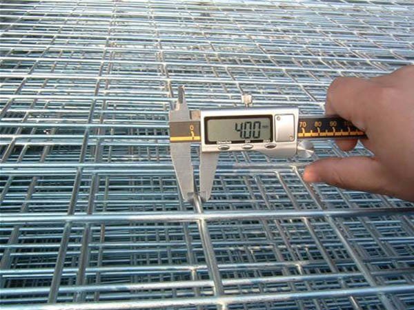 1680224892616033.jpg 熱鍍鋅網片.jpg